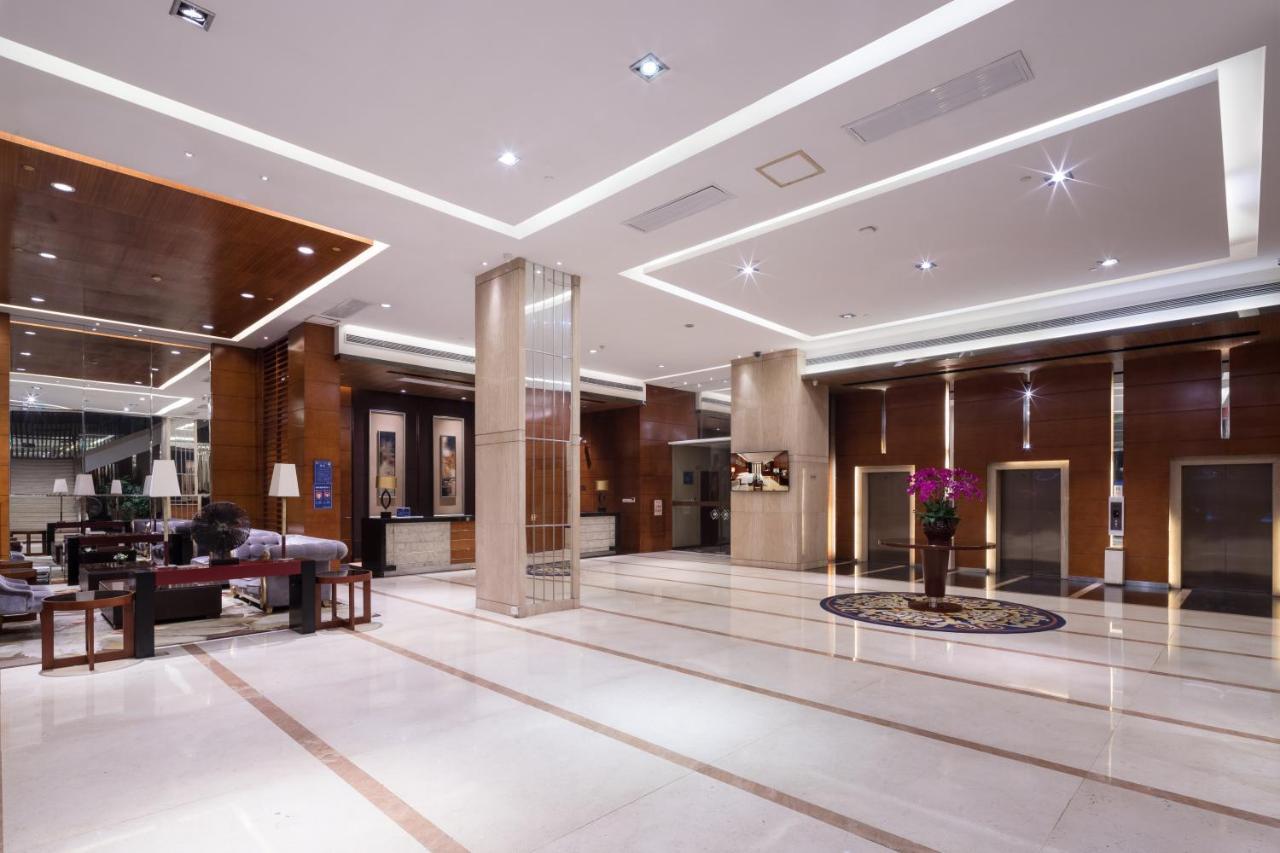 Leisure Hotel Донгуан Екстериор снимка